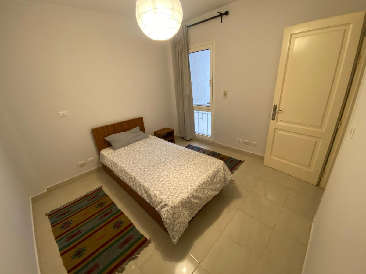 Your Comfortable Home Madinat ash Shuruq Exteriör bild